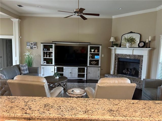 10937 Warrenton Road, Daphne, AL 36526