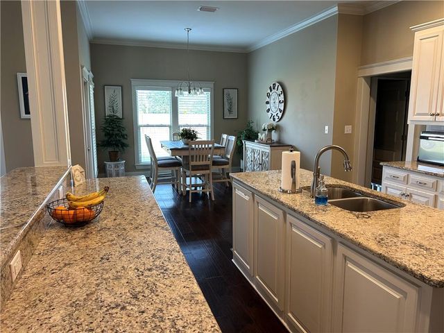 10937 Warrenton Road, Daphne, AL 36526