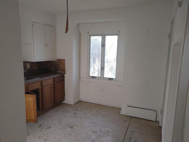2922 N 6th STREET, Milwaukee, WI 53212