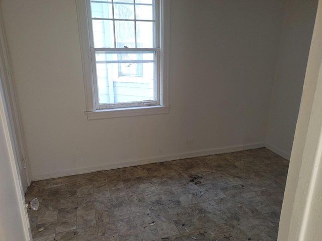 2922 N 6th STREET, Milwaukee, WI 53212