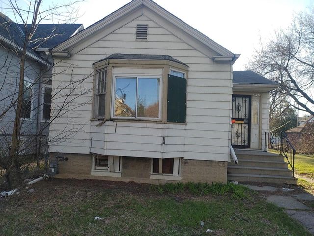 2922 N 6th STREET, Milwaukee, WI 53212