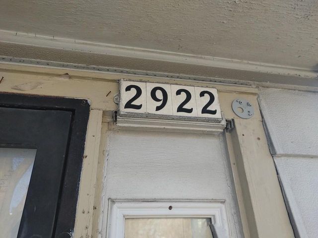 2922 N 6th STREET, Milwaukee, WI 53212