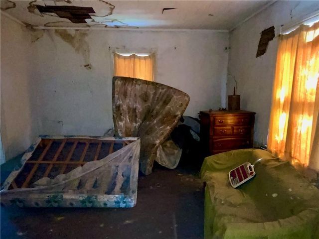310 Claiborne Street N, Mobile, AL 36603
