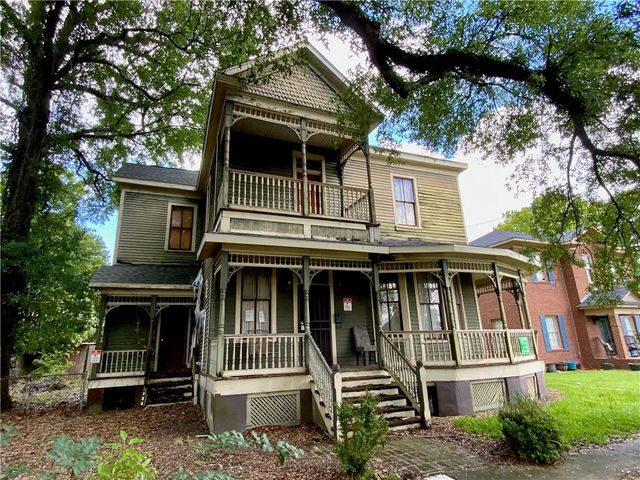 310 Claiborne Street N, Mobile, AL 36603
