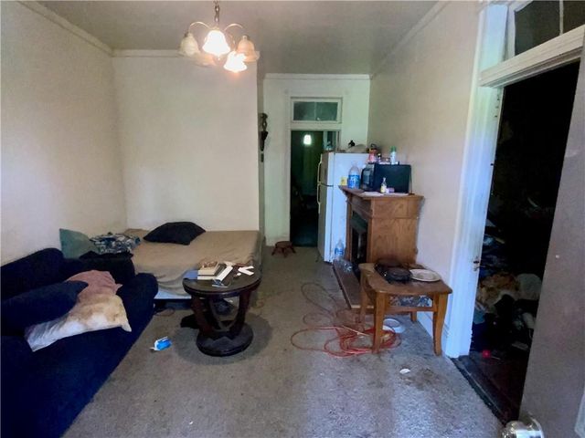 310 Claiborne Street N, Mobile, AL 36603