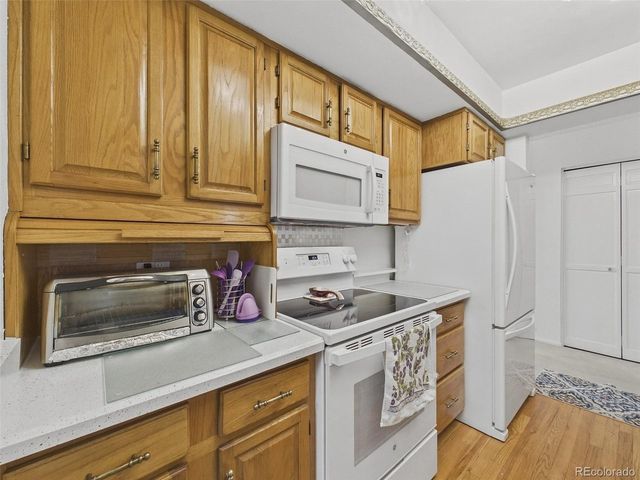 1661 S Oswego St, Aurora, CO 80012