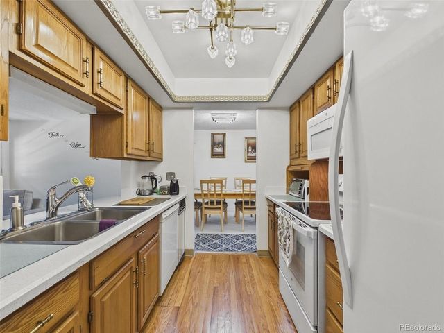 1661 S Oswego St, Aurora, CO 80012