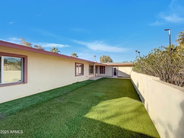 6325 E SWEETWATER Avenue, Scottsdale, AZ 85254