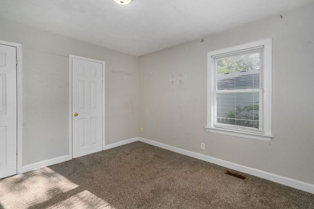 511 N Warren Avenue, Springfield, MO 65802