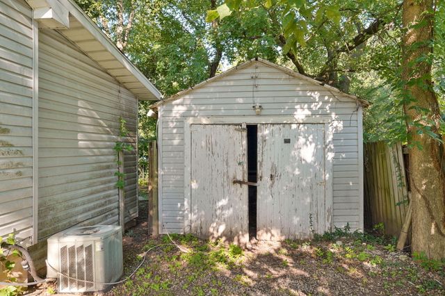 511 N Warren Avenue, Springfield, MO 65802