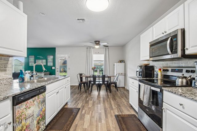 307 E BOBCAT Place, Casa Grande, AZ 85122