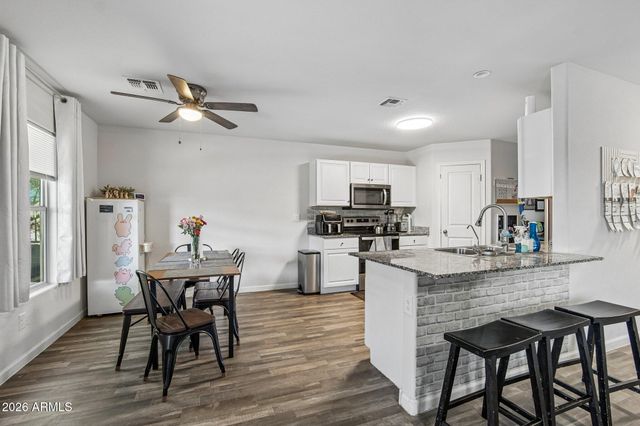 307 E BOBCAT Place, Casa Grande, AZ 85122