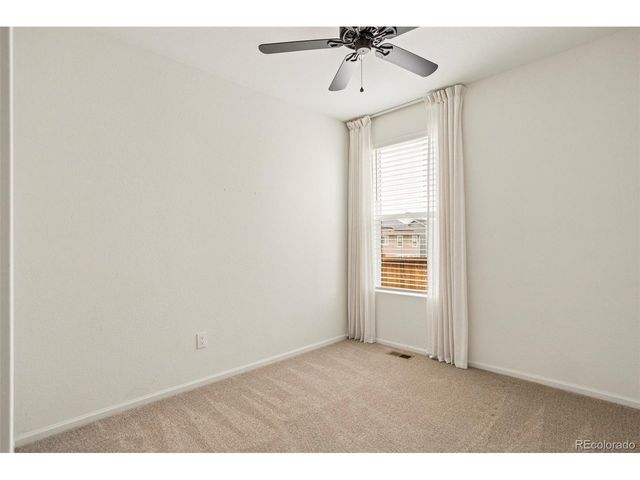 855 N Waterloo Cir, Aurora, CO 80018