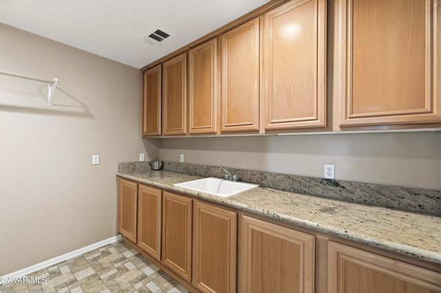 4613 W Avenue J13, Lancaster, CA 93536