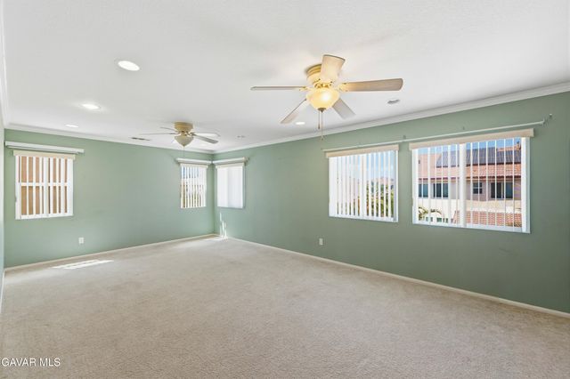 4613 W Avenue J13, Lancaster, CA 93536