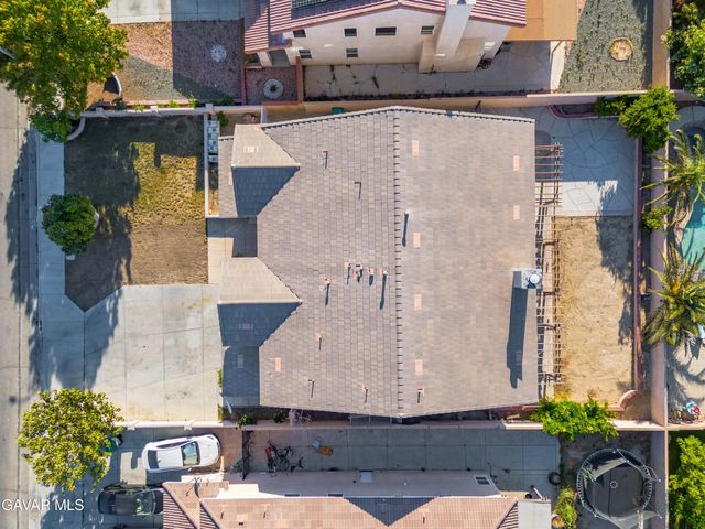 4613 W Avenue J13, Lancaster, CA 93536