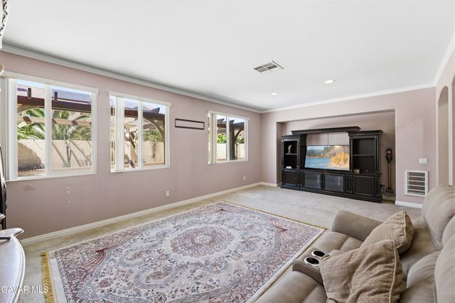 4613 W Avenue J13, Lancaster, CA 93536