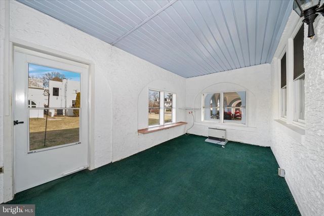 4 CORINNE CT, Wilmington, DE 19809