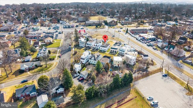 4 CORINNE CT, Wilmington, DE 19809