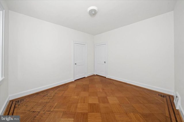 4 CORINNE CT, Wilmington, DE 19809