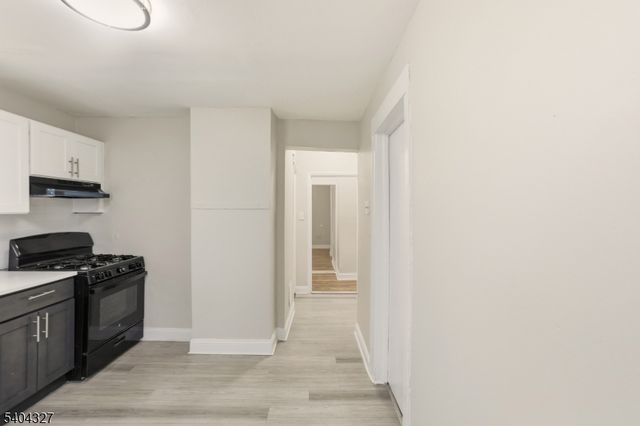 221 Wilkinson Ave, Jersey City, NJ 07305