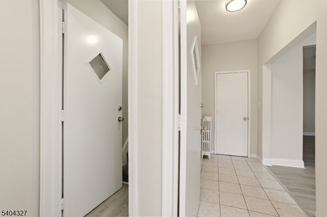 221 Wilkinson Ave, Jersey City, NJ 07305