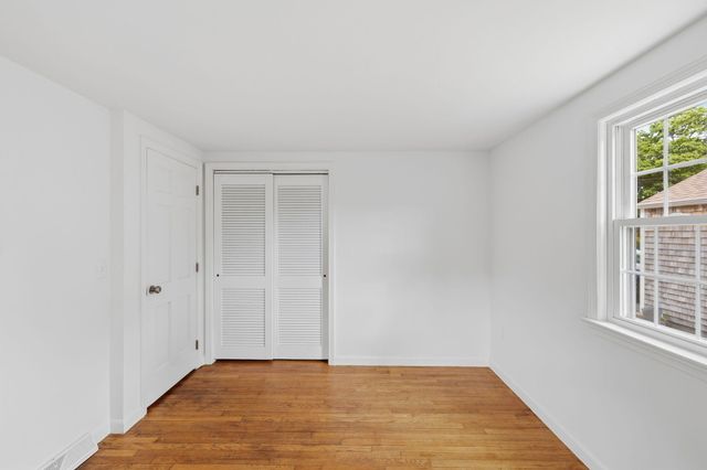 90 Castlewood Circle, Hyannis, MA 02601
