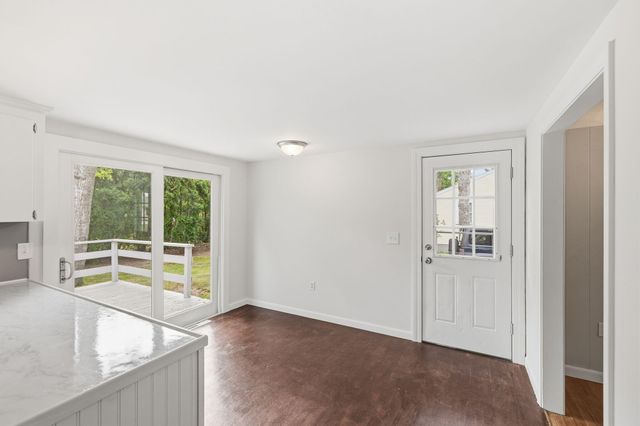 90 Castlewood Circle, Hyannis, MA 02601
