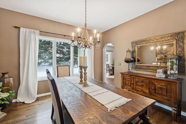 801 Interlaken, Victoria, MN 55386