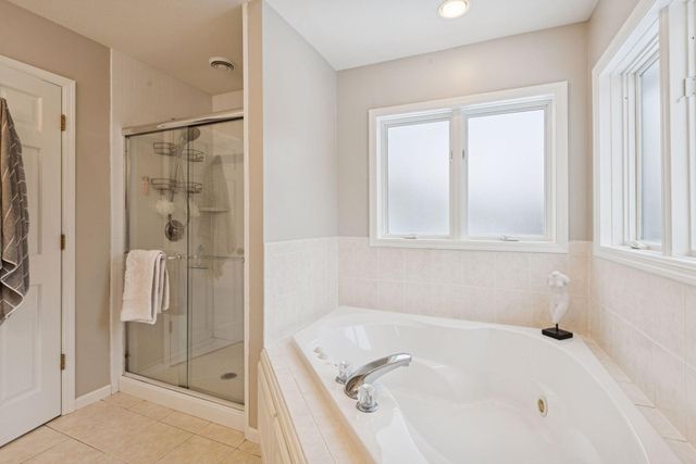 801 Interlaken, Victoria, MN 55386