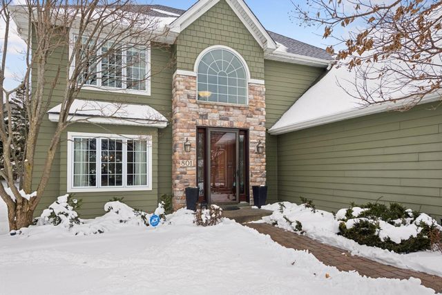 801 Interlaken, Victoria, MN 55386