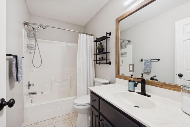 801 Interlaken, Victoria, MN 55386