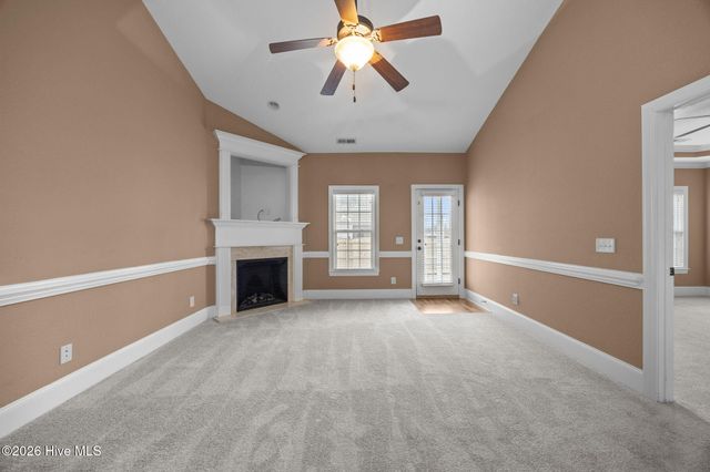 2353 Dovedale Drive B, Greenville, NC 27834