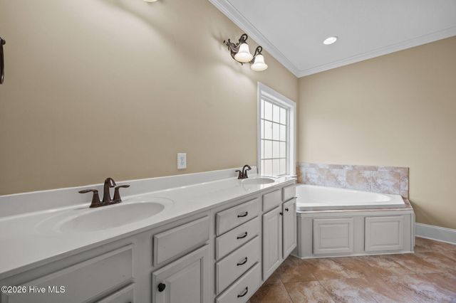 2353 Dovedale Drive B, Greenville, NC 27834