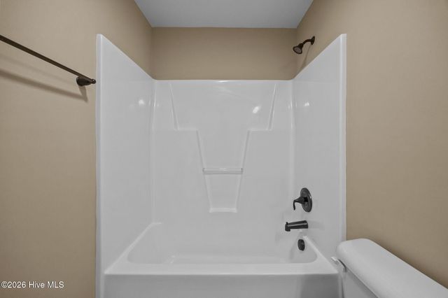 2353 Dovedale Drive B, Greenville, NC 27834