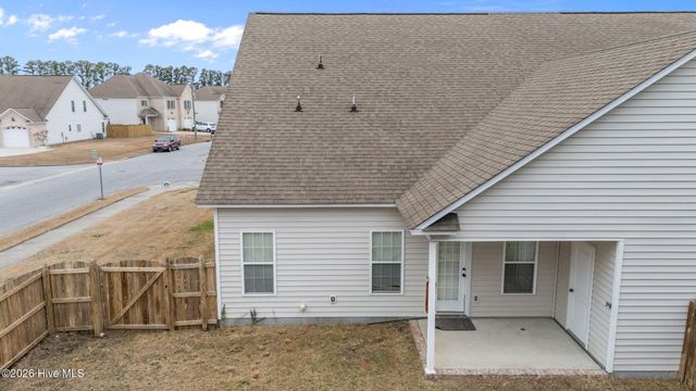 2353 Dovedale Drive B, Greenville, NC 27834