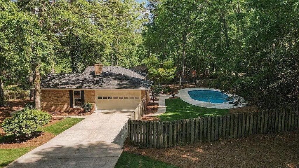 9 Whitemarsh Drive, Aiken, SC 29803