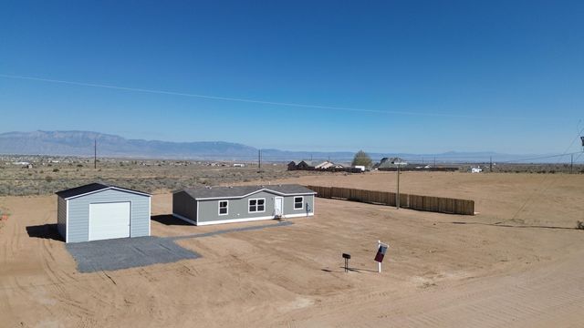 806 24th Street SW, Rio Rancho, NM 87124