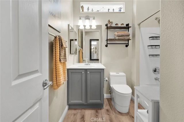 10265 Wascana Lane, Apple Valley, CA 92308