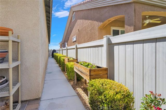 10265 Wascana Lane, Apple Valley, CA 92308