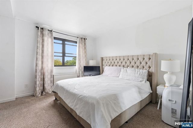 25 Grand Avenue 6E, Hackensack, NJ 07601