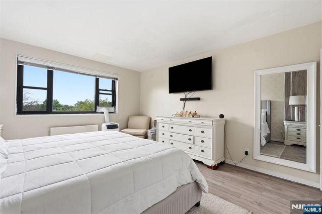 25 Grand Avenue 6E, Hackensack, NJ 07601
