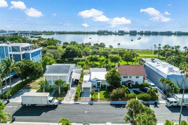 222 S Lakeside Drive, Lake Worth Beach, FL 33460