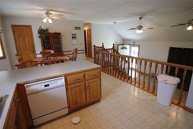 23715 S Chadwick Drive, Peculiar, MO 64078