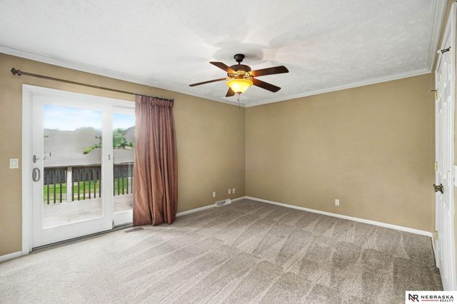5171 S 150th Plaza, Omaha, NE 68137