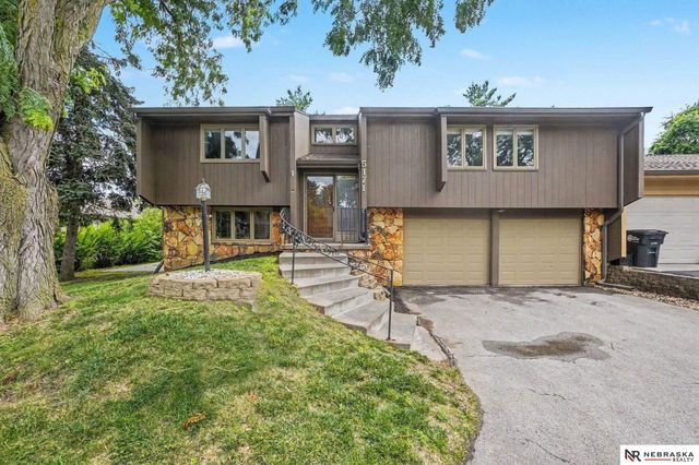 5171 S 150th Plaza, Omaha, NE 68137