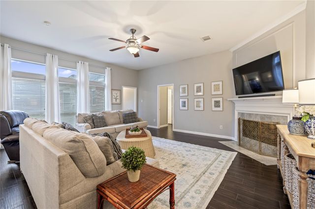 101 Arbor Springs Lane, Dickinson, TX 77539