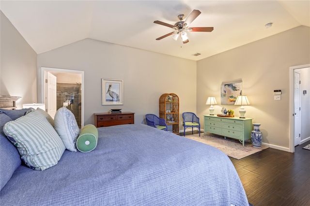 101 Arbor Springs Lane, Dickinson, TX 77539