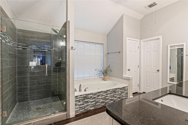 101 Arbor Springs Lane, Dickinson, TX 77539