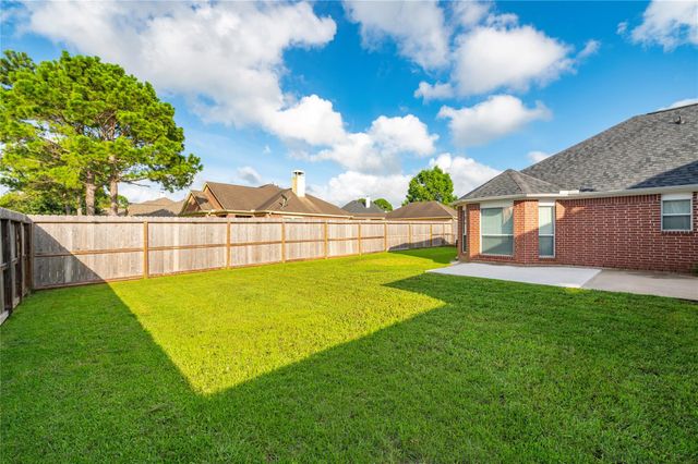 101 Arbor Springs Lane, Dickinson, TX 77539